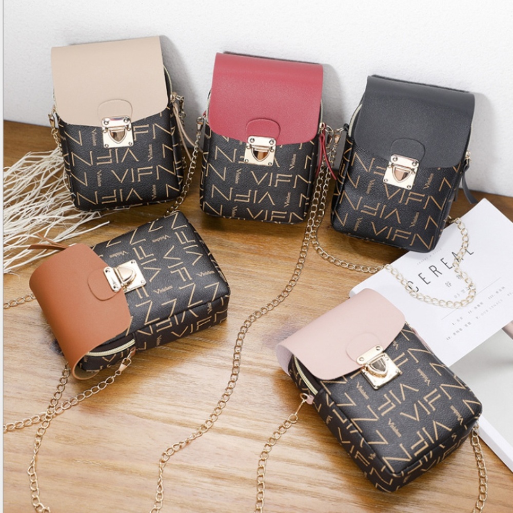 NWT Woman crossbody bag